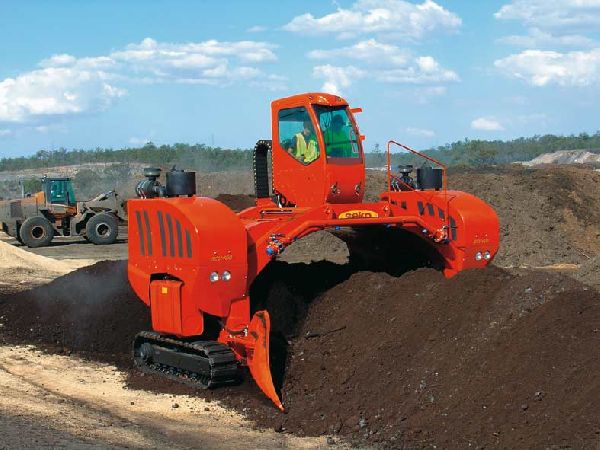 RIVOLTATRICE SEMOVENTE SCV 570 RIVOLTATRICE SEMOVENTE SCV 570