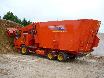 TRINCIA MISCELATORE UNIFEED TIGER SELF TRINCIA MISCELATORE UNIFEED TIGER SELF