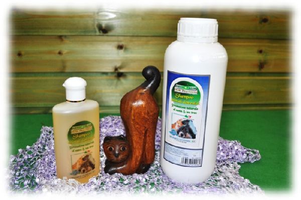 Shampoo per i nostri amici a 4 zampe Shampoo per i nostri amici a 4 zampe