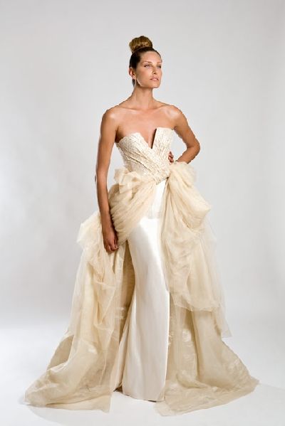 QUINTAESSENTIA Collezione Sposa 2011 QUINTAESSENTIA Collezione Sposa 2011